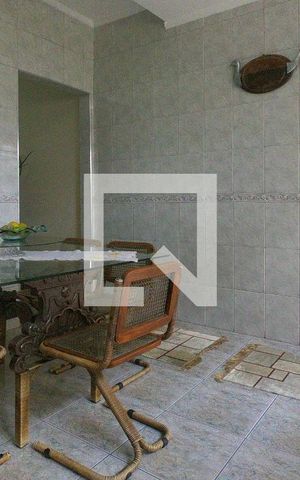 Casa à venda com 198m², 2 quartos e 2 vagasCozinha