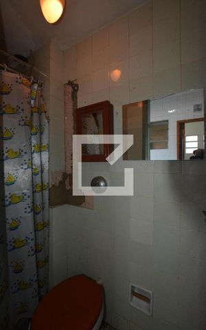 Apartamento para alugar com 70m², 2 quartos e sem vagaBanheiro