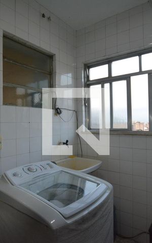 Apartamento para alugar com 70m², 2 quartos e sem vagaCozinha\Área de serviço