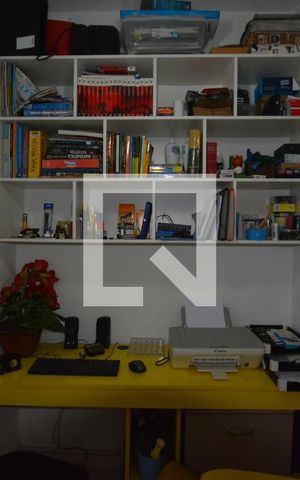Apartamento para alugar com 70m², 2 quartos e sem vagaQuarto de Serviço