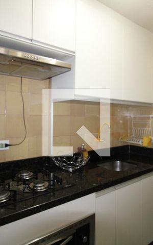 Apartamento à venda com 42m², 1 quarto e sem vagaCozinha e Área de Serviço