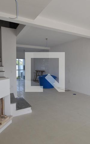 Casa à venda com 94m², 2 quartos e 1 vagaSala/Cozinha