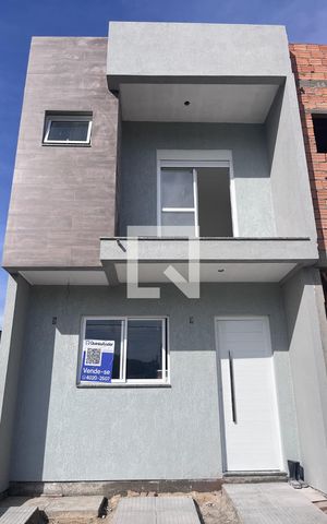 Casa à venda com 94m², 2 quartos e 1 vagaFachada