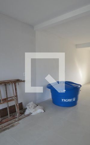 Casa à venda com 94m², 2 quartos e 1 vagaSala/Cozinha