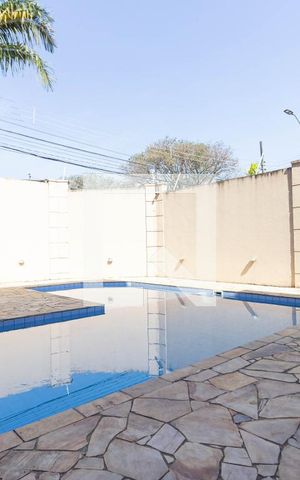 Casa de condomínio à venda com 83m², 2 quartos e 2 vagasPiscina