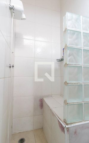 Casa de condomínio à venda com 83m², 2 quartos e 2 vagasBanheiro