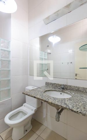 Casa de condomínio à venda com 83m², 2 quartos e 2 vagasBanheiro