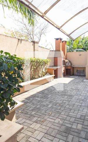 Casa de condomínio à venda com 83m², 2 quartos e 2 vagasChurrasqueira