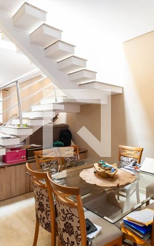 Casa à venda com 180m², 3 quartos e 2 vagas Casa à venda com 180m², 3 quartos e 2 vagasSala de Jantar