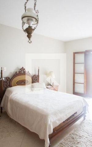 Casa à venda com 400m², 4 quartos e 4 vagasSuíte 2