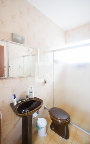 Casa à venda com 400m², 4 quartos e 4 vagasBanheiro Suíte 4