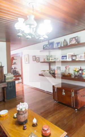 Casa à venda com 400m², 4 quartos e 4 vagasSala 2