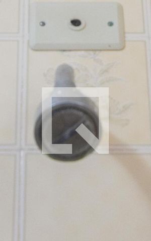 Casa à venda com 400m², 4 quartos e 4 vagasDetalhe Banheiro Suíte 2