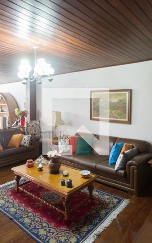 Casa à venda com 400m², 4 quartos e 4 vagasSala 2