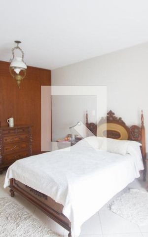 Casa à venda com 400m², 4 quartos e 4 vagasSuíte 2