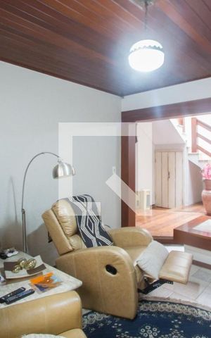 Casa à venda com 400m², 4 quartos e 4 vagasSala 1