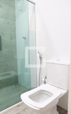 Casa à venda com 100m², 4 quartos e 2 vagasBanheiro Suíte 1