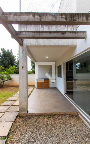 Casa de condomínio para alugar com 260m², 2 quartos e 2 vagas Casa de condomínio para alugar com 260m², 2 quartos e 2 vagasChurrasqueira