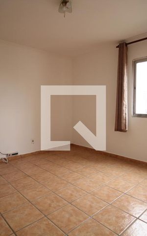 Apartamento para alugar com 65m², 2 quartos e 1 vagaSala