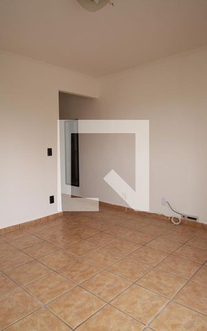 Apartamento para alugar com 65m², 2 quartos e 1 vagaSala