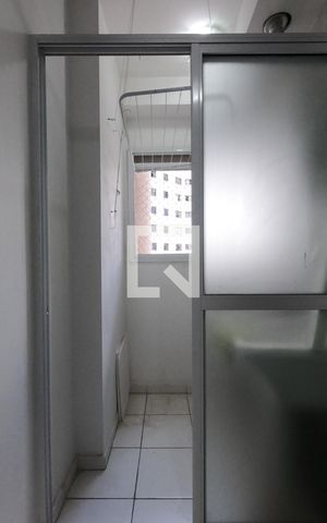 Apartamento para alugar com 51m², 2 quartos e 1 vaga Apartamento para alugar com 51m², 2 quartos e 1 vagaÁrea de Serviço
