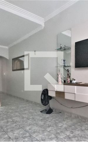 Casa à venda com 225m², 3 quartos e 6 vagasSala