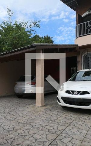 Casa à venda com 225m², 3 quartos e 6 vagasGaragem
