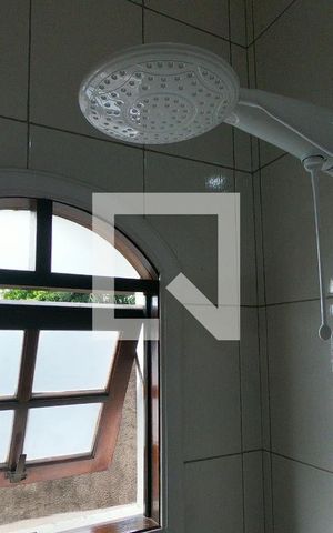 Casa à venda com 225m², 3 quartos e 6 vagasBanheiro Suíte