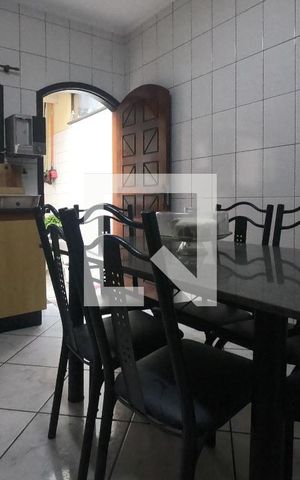 Casa à venda com 225m², 3 quartos e 6 vagasCozinha