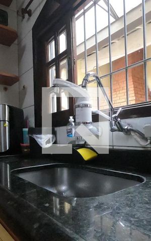 Casa à venda com 225m², 3 quartos e 6 vagasCozinha