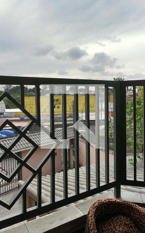 Casa à venda com 225m², 3 quartos e 6 vagasVaranda Suite