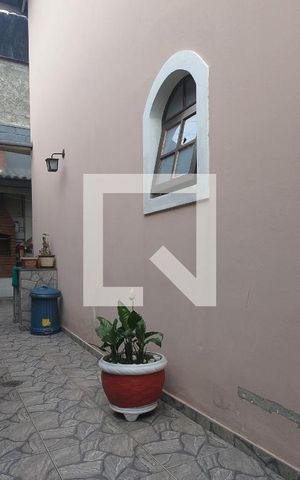 Casa à venda com 225m², 3 quartos e 6 vagasÁrea de Serviço