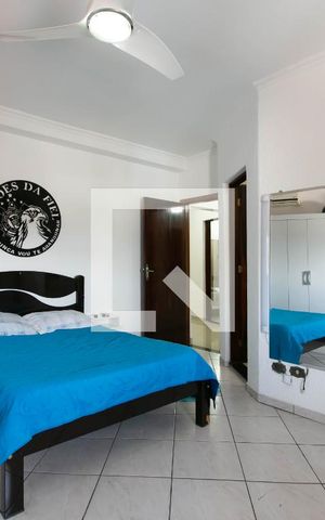 Casa à venda com 128m², 3 quartos e 3 vagas Casa à venda com 128m², 3 quartos e 3 vagasSuite 2