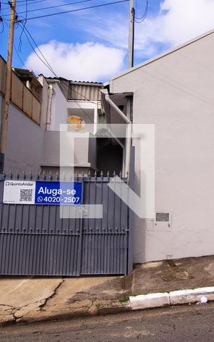 Casa para alugar com 65m², 1 quarto e 1 vagaFachada