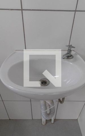 Studio à venda com 24m², 1 quarto e sem vaga Studio à venda com 24m², 1 quarto e sem vagaBanheiro