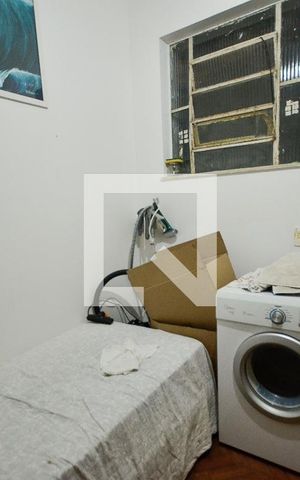 Casa à venda com 550m², 5 quartos e 2 vagasQuarto de Serviço 2