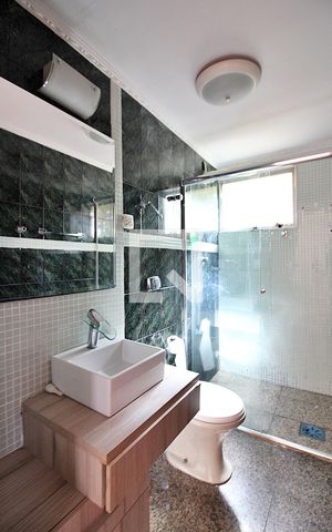 Apartamento à venda com 56m², 2 quartos e 1 vagaBanheiro Social