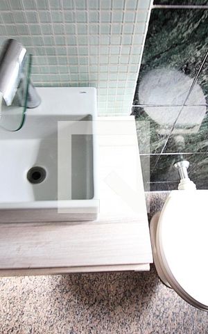 Apartamento à venda com 56m², 2 quartos e 1 vagaBanheiro Social