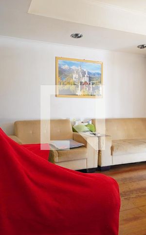 Casa à venda com 260m², 3 quartos e 2 vagasSala de TV
