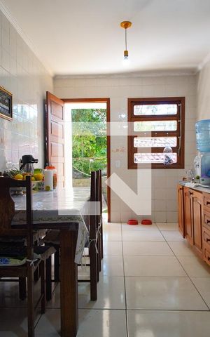 Casa à venda com 260m², 3 quartos e 2 vagasCozinha