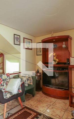 Casa de condomínio à venda com 258m², 3 quartos e 2 vagas Casa de condomínio à venda com 258m², 3 quartos e 2 vagasSala