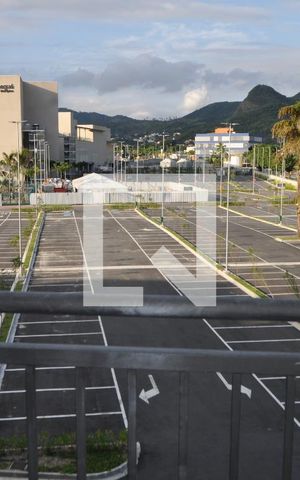 Apartamento para alugar com 47m², 2 quartos e 1 vagaVaranda