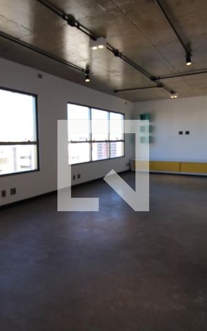 Studio à venda com 70m², 1 quarto e 1 vagaSala/Quarto