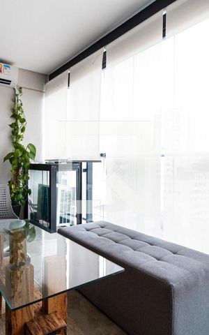 Studio para alugar com 37m², 1 quarto e 1 vagaVaranda