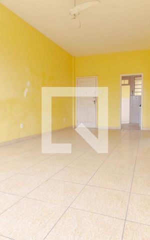 Apartamento à venda com 76m², 2 quartos e sem vaga Apartamento à venda com 76m², 2 quartos e sem vagaSala