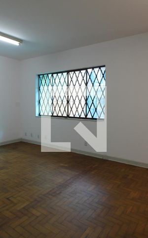 Casa à venda com 128m², 3 quartos e 2 vagasSala 1