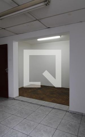 Casa à venda com 128m², 3 quartos e 2 vagasCopa