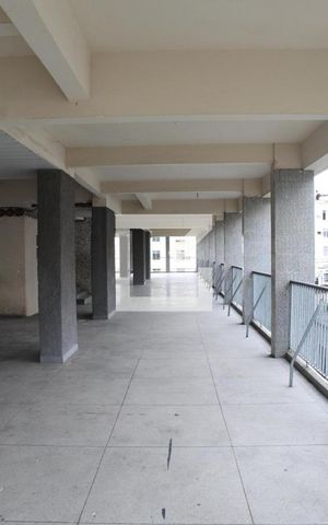 Apartamento à venda com 75m², 2 quartos e 1 vagaÁrea Comum - Playground