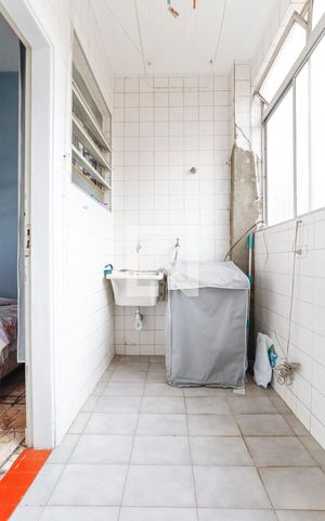 Apartamento à venda com 145m², 3 quartos e sem vagaÁrea de Serviço