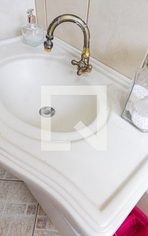 Apartamento à venda com 114m², 3 quartos e 1 vaga Apartamento à venda com 114m², 3 quartos e 1 vagaBanheiro da Suíte